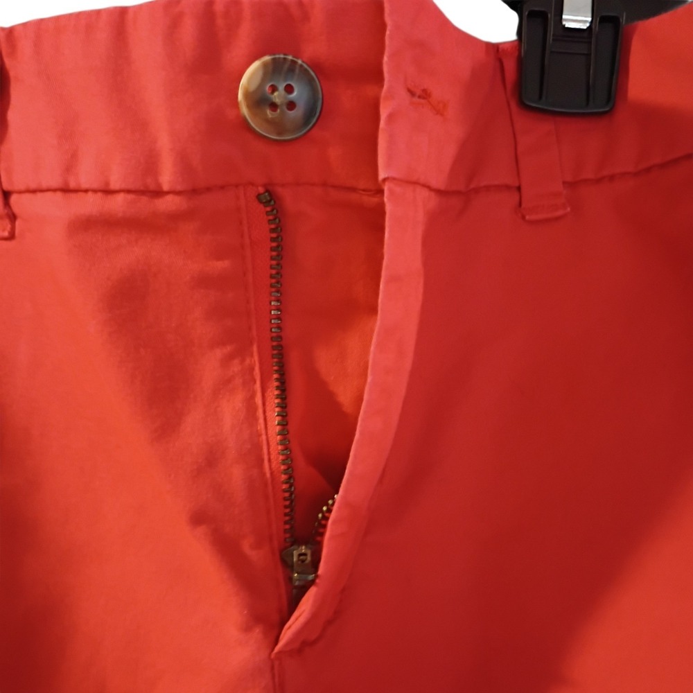 Old Navy Women's Size 0 Red Orange Summer Shorts Mid Rise Pockets Casual EUC - Picture 3 of 5